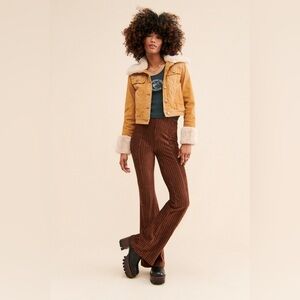 Free People Slim Pull-On Velvet Flare Pants in Cocoa - Size S